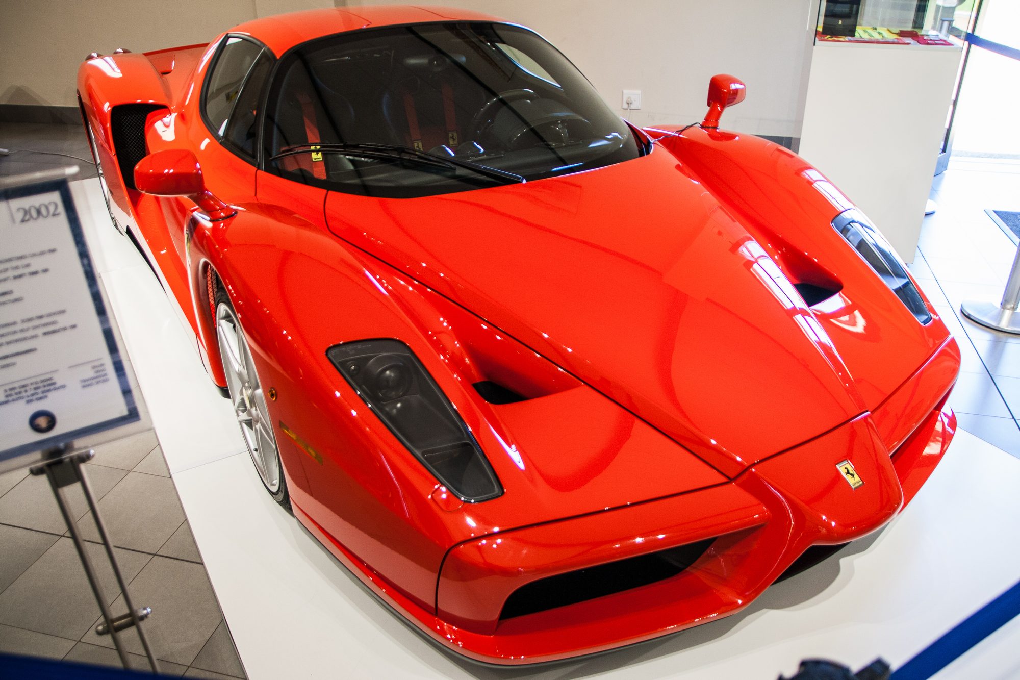 Ferrari Enzo — model reference photograph / 車種の参考イメージ