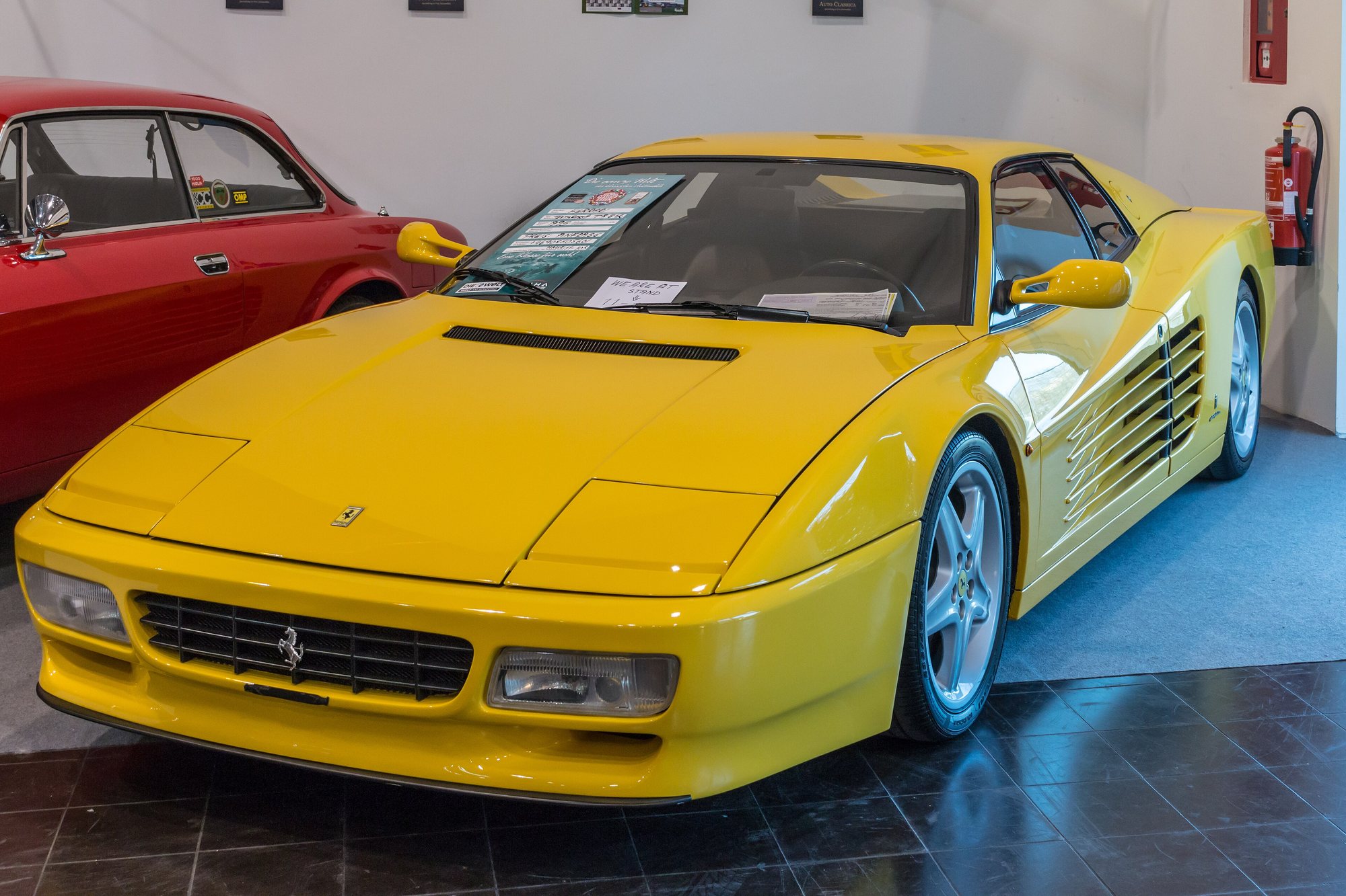 Ferrari 512 TR — model reference photograph / 車種の参考イメージ