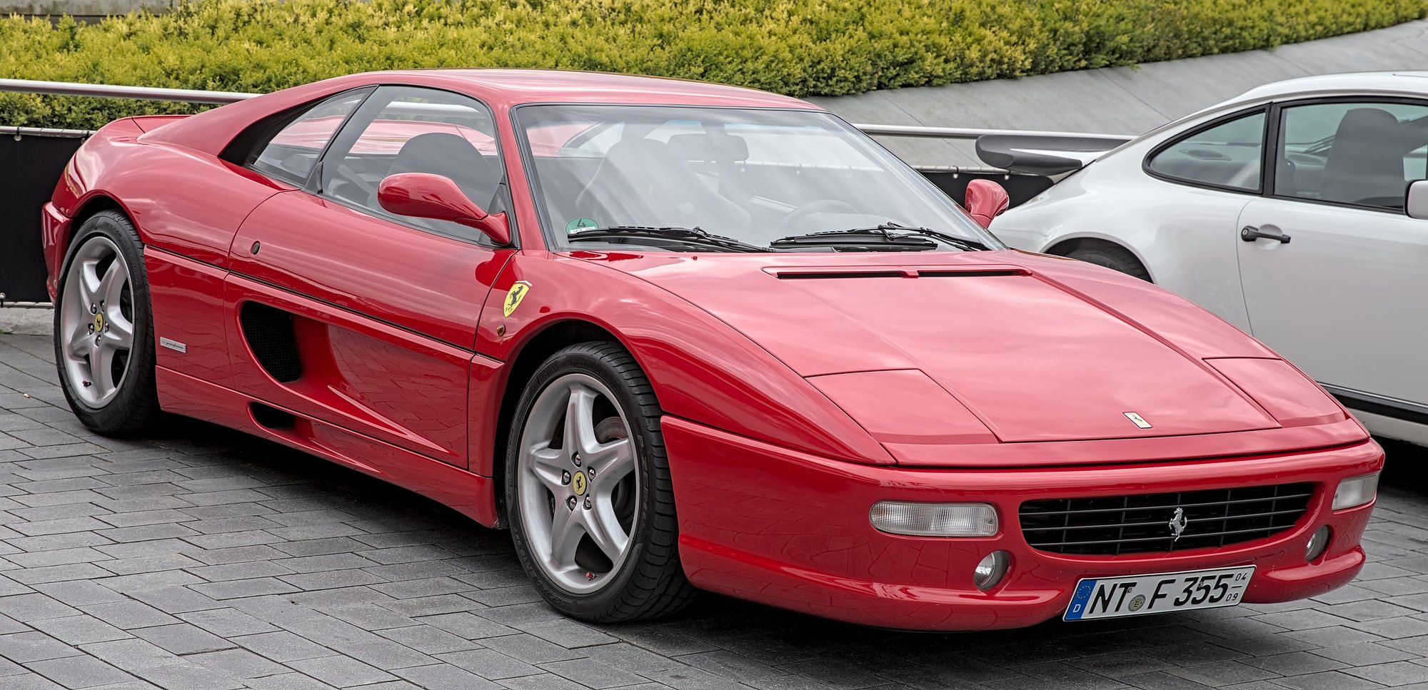Ferrari F355 Berlinetta — model reference photograph / 車種の参考イメージ