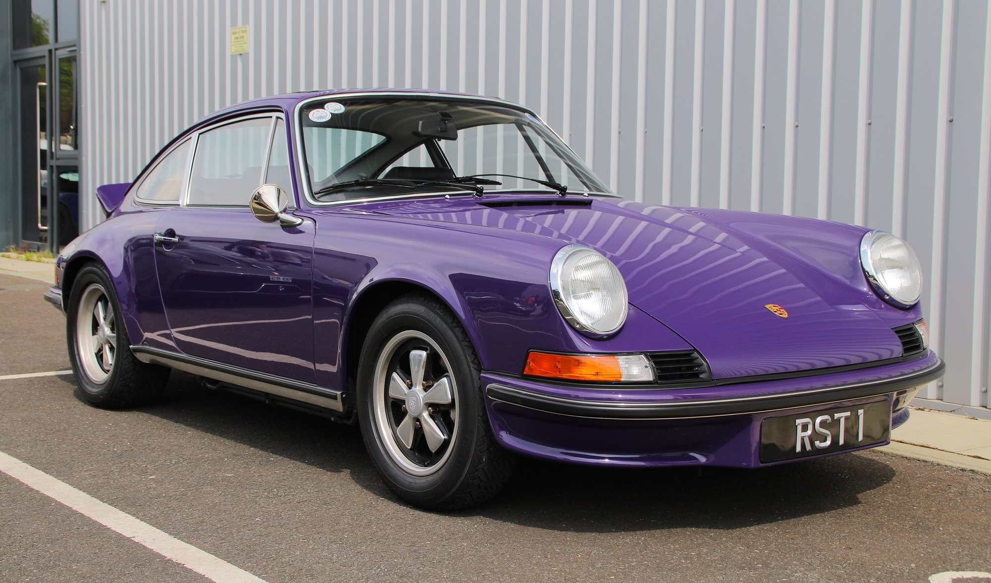 Porsche 911 Carrera RS 2.7 — model reference photograph / 車種の参考イメージ